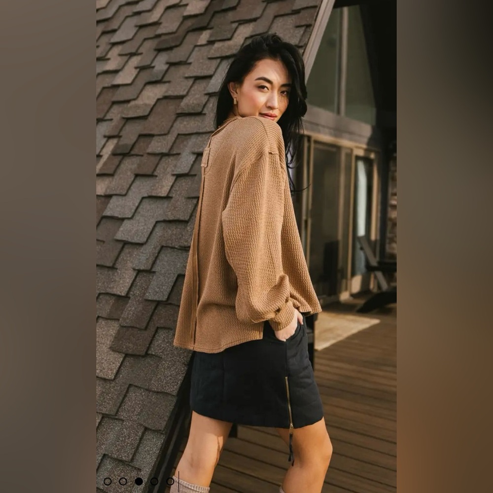 DELANEY RIBBED KNIT TOP IN BROWN BOHME NEW